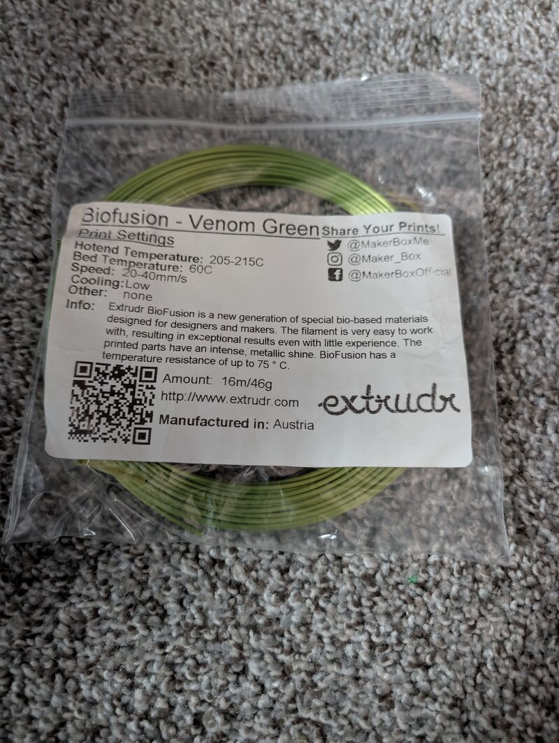 venom green (metallic)